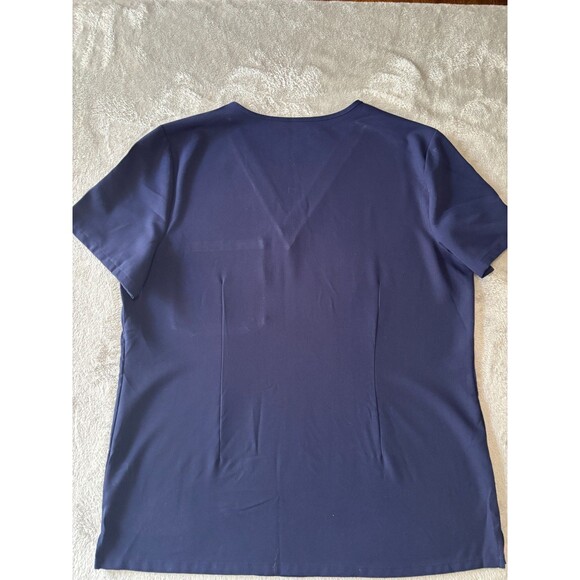 FIGS Catarina Scrub Top Sz M | Technical Collection V-Neck Medical Uniform Navy - Picture 4 of 5